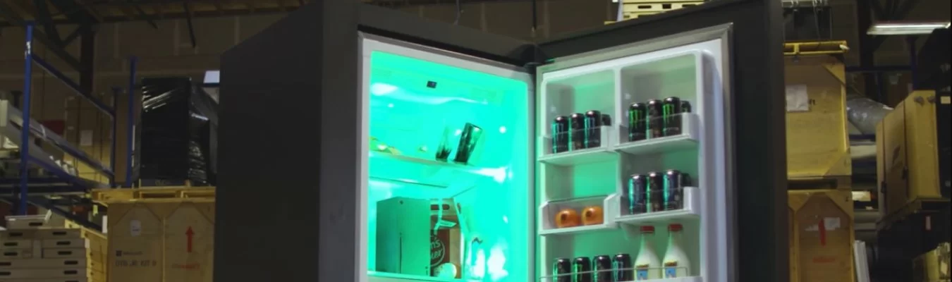 Microsoft irá produzir mini geladeira do Xbox Series X se ganhar batalha de marcas no Twitter