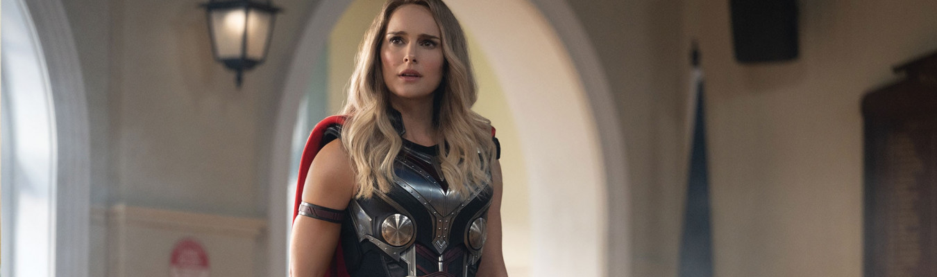 Jane Foster e Thor são os destaques nas novas imagens de Thor: Amor e Trovão